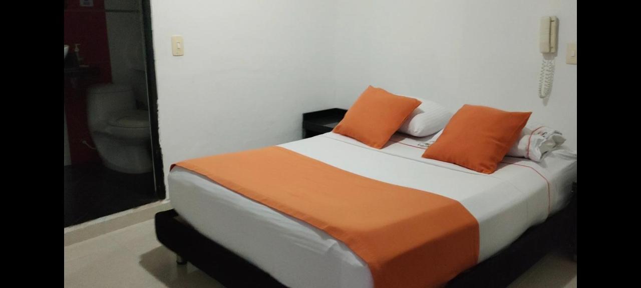 Confort Plaza Hotel Villavicencio Ngoại thất bức ảnh