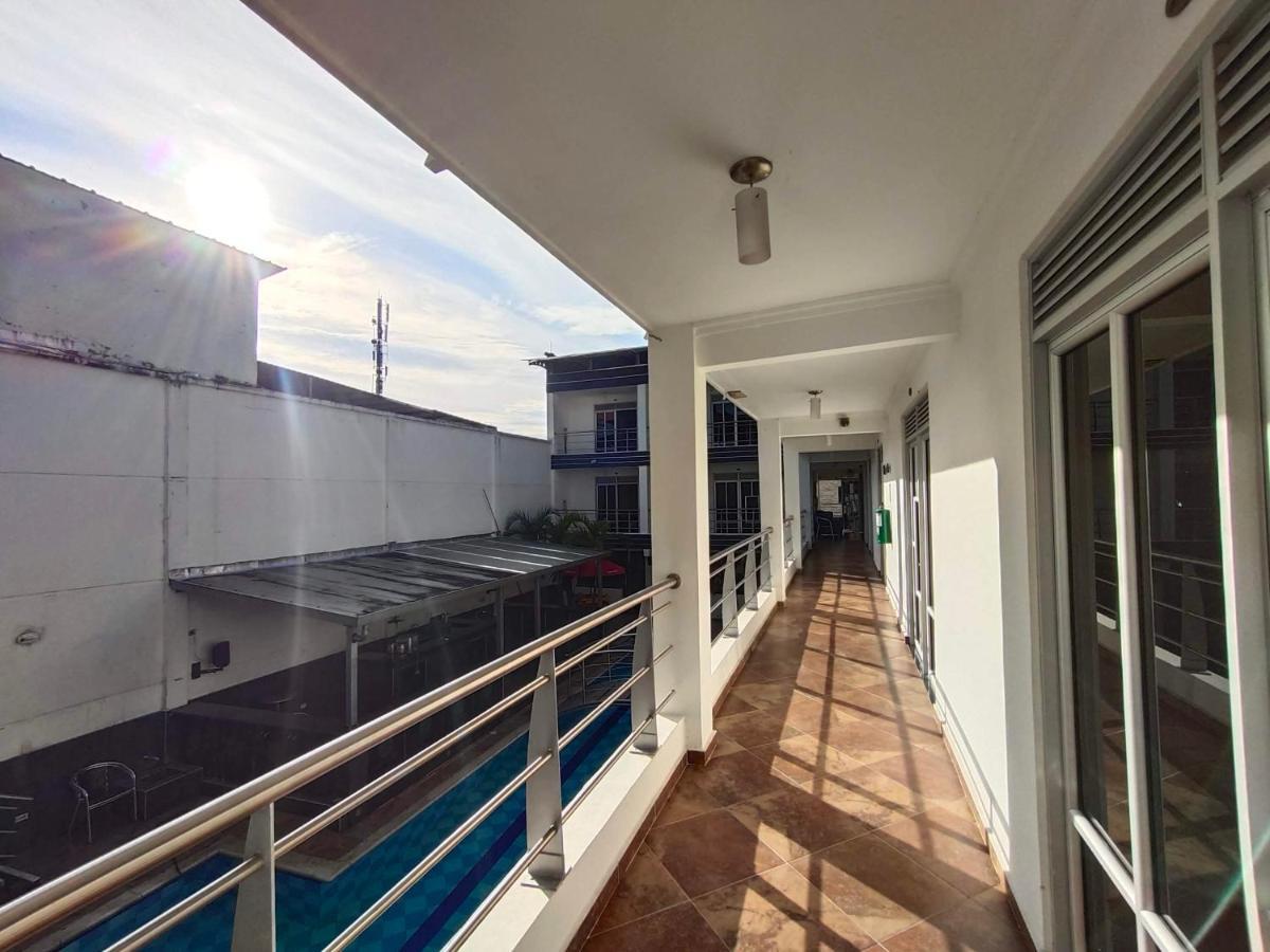 Confort Plaza Hotel Villavicencio Ngoại thất bức ảnh