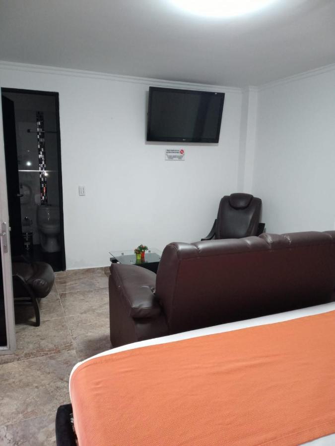 Confort Plaza Hotel Villavicencio Ngoại thất bức ảnh