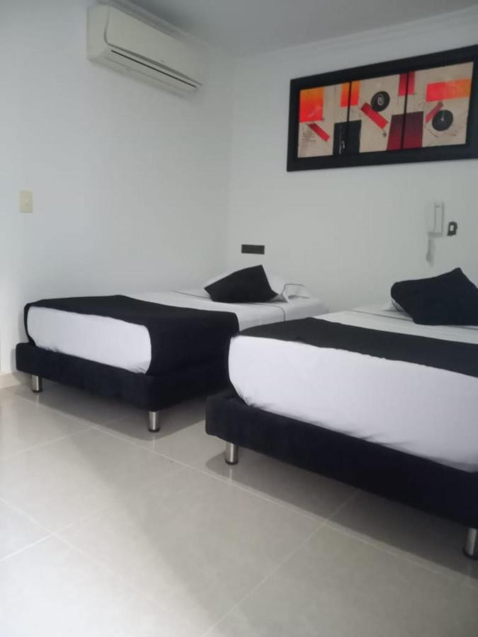 Confort Plaza Hotel Villavicencio Ngoại thất bức ảnh