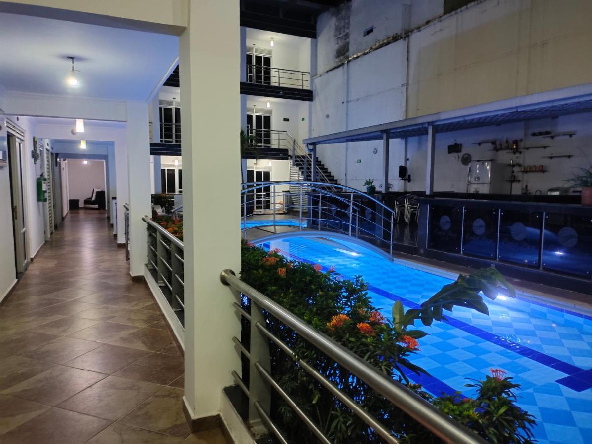 Confort Plaza Hotel Villavicencio Ngoại thất bức ảnh
